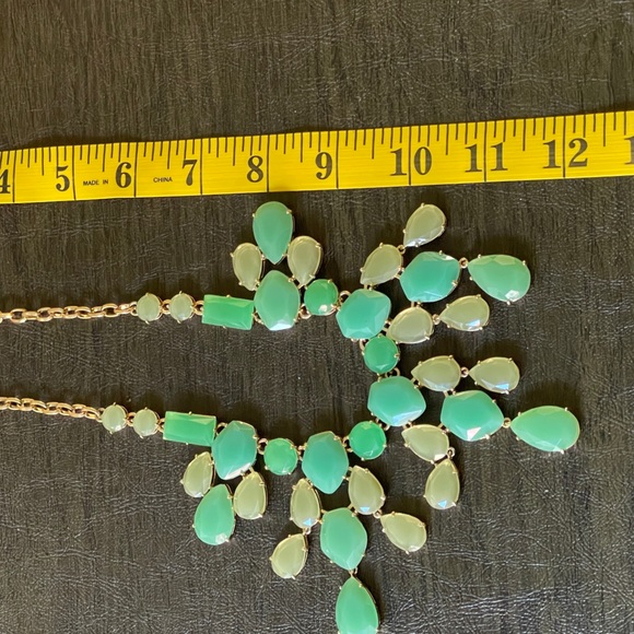 Stella & Dot Green Statement Necklace - Picture 3 of 6